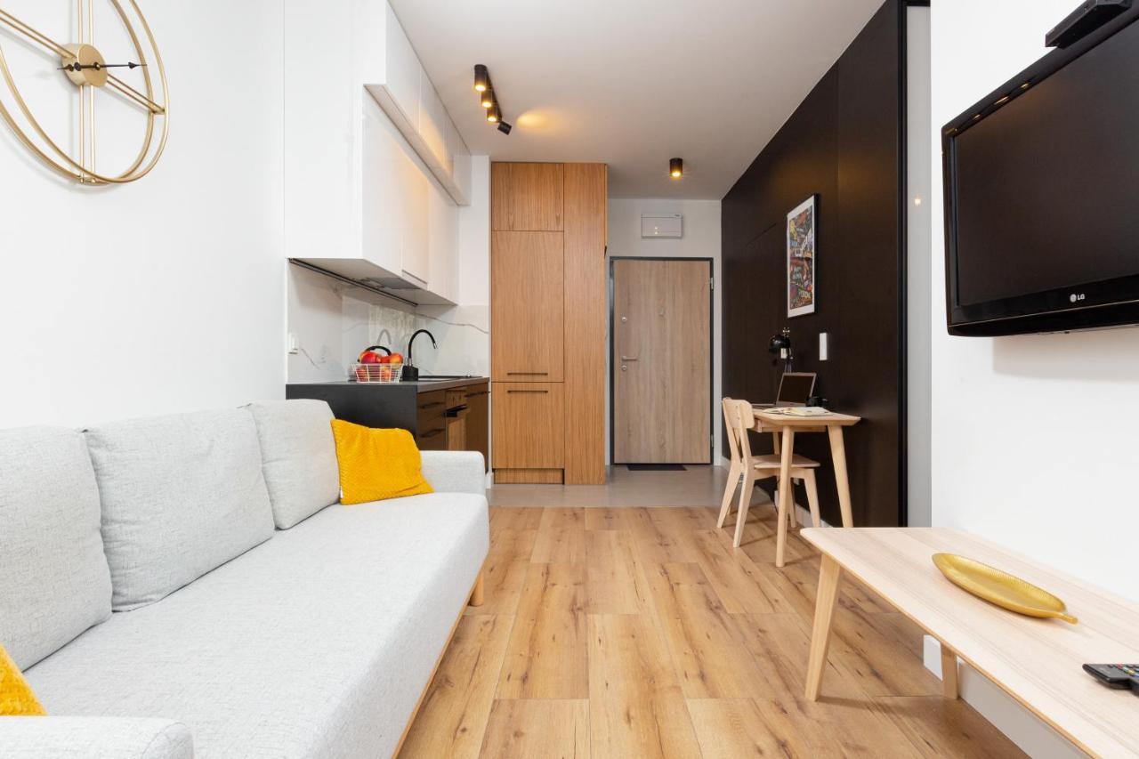 Atrium Promenada Apartments Goclaw By Noclegi Renters Varsovia Exterior foto